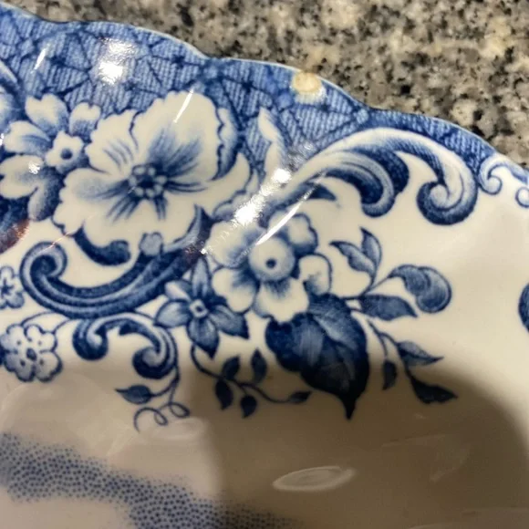 Handmade Johnson Bros Blue Coaching Scenes platter - Picture 8 of 8